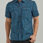 Lee hombres camisa trabajadora floral de manga corta Extreme Motion remache estampado floral azul marino ropa Z6H6F898