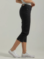 Lee mujer capri legendario de ajuste regular negro ropa Z6H6F442 - Image 3