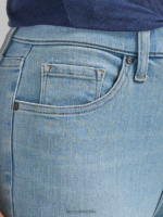 Lee mujer jeans cortos demi boot ultra lux más allá de la luz ropa Z6H6F124 - Image 4