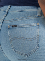 Lee mujer jeans cortos demi boot ultra lux más allá de la luz ropa Z6H6F124 - Image 5