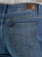 Lee mujer jeans ultra lux con movimiento flexible y ajuste regular con pernera recta (plus) seattle ropa Z6H6F73 - Image 6